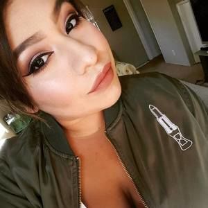 Meet your Posher, Itzel